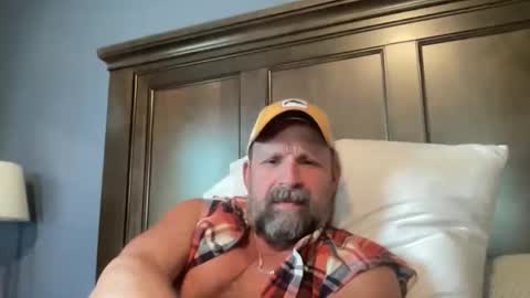 joestros online show from 12-04-25, 10:29