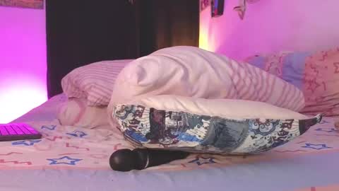 Snapshot of johabennet_ chatting on 01-08-26, 12:57 . Johanna Bennet Model Indepenent . online show from 01-08-26, 12:57