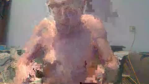 Snapshot of johan1948 chatting on 09-12-25, 03:56 Johan online show from 09-12-25, 03:56