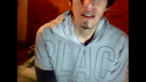 Snapshot of johan70nsexy chatting on 10-25-25, 02:08 johan70nsexy online show from 10-25-25, 02:08