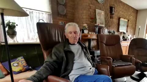 Snapshot of johan7_heet chatting on 05-17-26, 12:45 johan7 heet online show from 05-17-26, 12:45