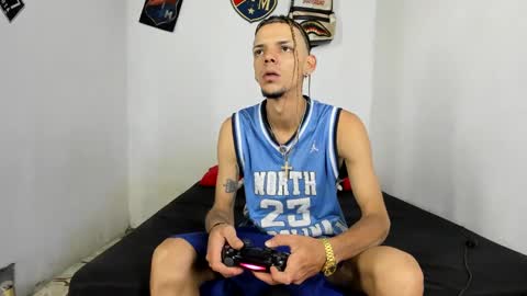 johan_and_antonella online show from 01-23-25, 08:13