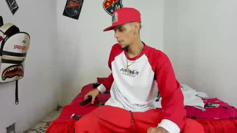 johan_and_antonella online show from 02-17-25, 05:36