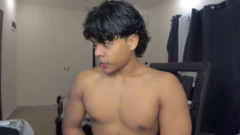 Snapshot of johan_beley_7k chatting on 02-19-25, 01:06 Johan Beley online show from 02-19-25, 01:06
