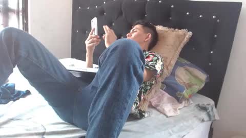 Snapshot of johan_kitten chatting on 03-04-26, 04:13 johan online show from 03-04-26, 04:13