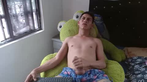 Snapshot of johan_kitten chatting on 03-09-26, 06:56 johan online show from 03-09-26, 06:56