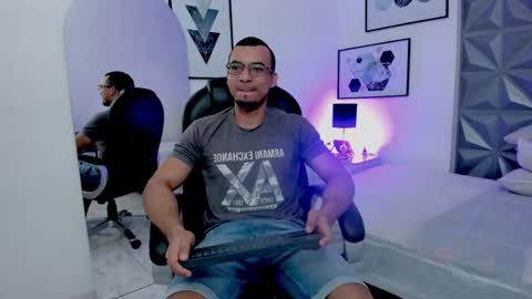 johan online show from 12-19-25, 10:55