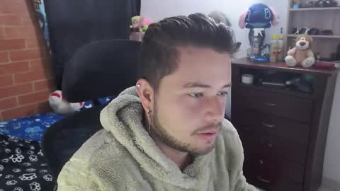 Snapshot of johanleonsweetboy chatting on 03-18-26, 03:26 JOHAN independient model online show from 03-18-26, 03:26