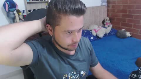 Snapshot of johanleonsweetboy chatting on 04-08-26, 04:29 JOHAN independient model online show from 04-08-26, 04:29