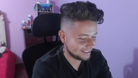Snapshot of johanleonsweetboy chatting on 07-18-26, 11:08 JOHAN independient model online show from 07-18-26, 11:08