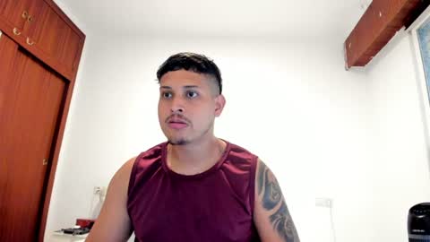Snapshot of johansmith__ chatting on 06-18-26, 01:04 Johan Smith online show from 06-18-26, 01:04