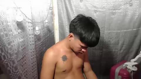 Snapshot of john_carloss chatting on 02-15-26, 11:41 john and thallea online show from 02-15-26, 11:41