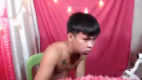 Snapshot of john_carloss chatting on 03-01-26, 06:10 john and thallea online show from 03-01-26, 06:10