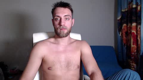 Snapshot of john_green77 chatting on 01-18-25, 06:32 John online show from 01-18-25, 06:32