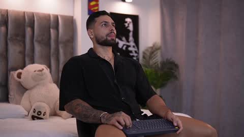 john online show from 01-20-25, 10:26