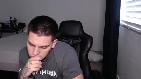 Snapshot of johnafterdark chatting on 01-05-26, 07:50 JAXX online show from 01-05-26, 07:50