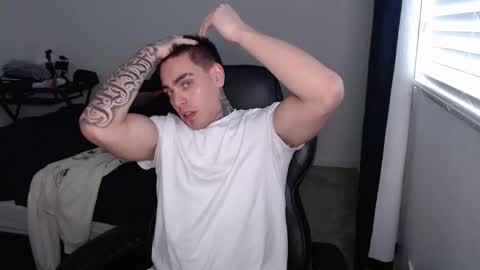 Snapshot of johnafterdark chatting on 01-07-26, 06:54 JAXX online show from 01-07-26, 06:54