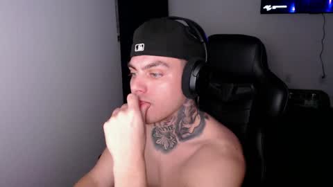 Snapshot of johnafterdark chatting on 02-03-26, 06:40 JAXX online show from 02-03-26, 06:40