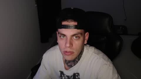 Snapshot of johnafterdark chatting on 02-04-26, 08:09 JAXX online show from 02-04-26, 08:09