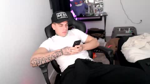 Snapshot of johnafterdark chatting on 03-04-26, 06:08 JAXX online show from 03-04-26, 06:08