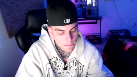 Snapshot of johnafterdark chatting on 03-09-26, 08:29 JAXX online show from 03-09-26, 08:29