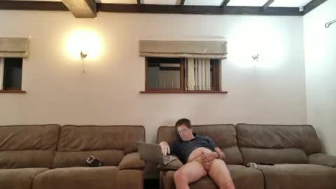 johnathan_stuart33 online show from 06-28-26, 12:16