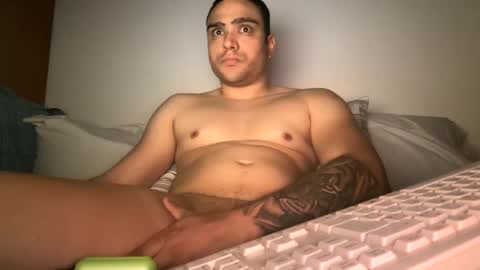 Snapshot of johnjow10 chatting on 09-23-25, 03:20 JOHN online show from 09-23-25, 03:20