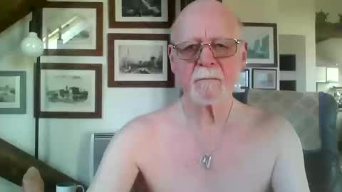 Snapshot of johnjuly1948 chatting on 03-13-26, 10:11 johnjuly1948 online show from 03-13-26, 10:11