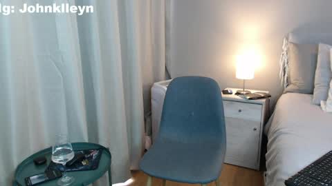 Snapshot of johnklleyn chatting on 04-27-26, 07:23 john online show from 04-27-26, 07:23