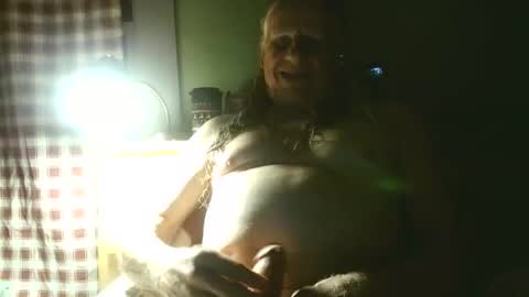 johnnieq1971 online show from 04-09-26, 01:16