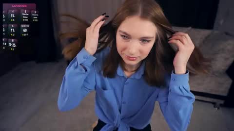 Snapshot of johnnietantum chatting on 11-03-25, 05:47 Rocio online show from 11-03-25, 05:47