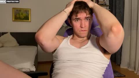 Snapshot of johnnnyhorny chatting on 05-07-26, 07:41 Johnny online show from 05-07-26, 07:41