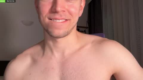 Snapshot of johnnnyhorny chatting on 06-03-26, 09:01 Johnny online show from 06-03-26, 09:01