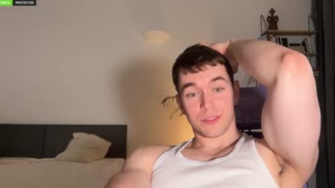 Snapshot of johnnnyhorny chatting on 06-12-26, 06:51 Johnny online show from 06-12-26, 06:51
