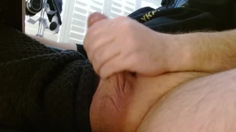 Snapshot of johnny5439 chatting on 05-14-26, 03:52 SJohn online show from 05-14-26, 03:52
