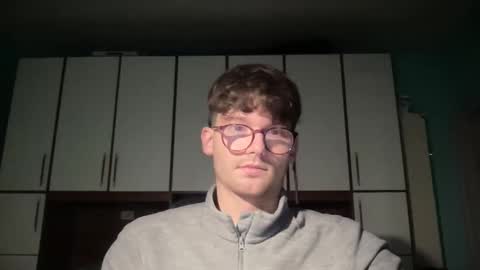 Johnny online show from 12-17-25, 01:06