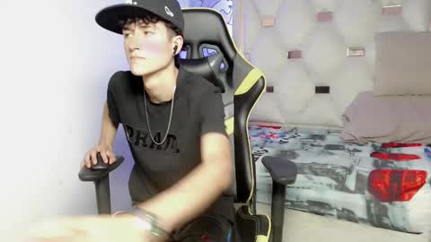 johnny_cagee online show from 09-12-25, 06:57