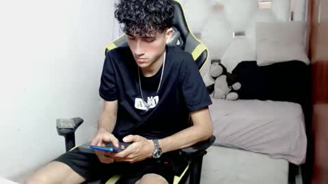 johnny_cagee online show from 01-10-26, 04:36