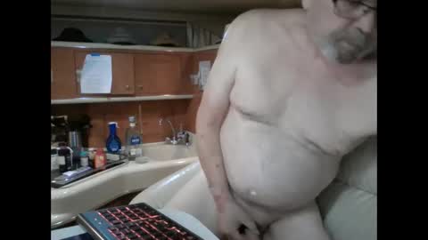 johnny_silverhand_2077 online show from 11-04-25, 01:38