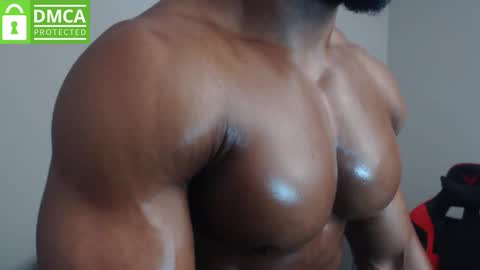 Snapshot of johnnydolce50 chatting on 12-20-25, 10:39 MASTER OF SUBS BETA SLAVES online show from 12-20-25, 10:39