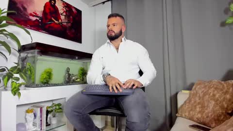 JOHNNY online show from 02-03-25, 11:26