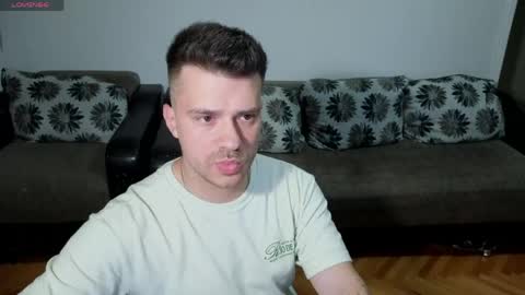 Johnny online show from 06-04-26, 07:09