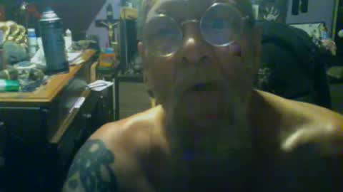 johnnyshung1 online show from 12-02-25, 06:58