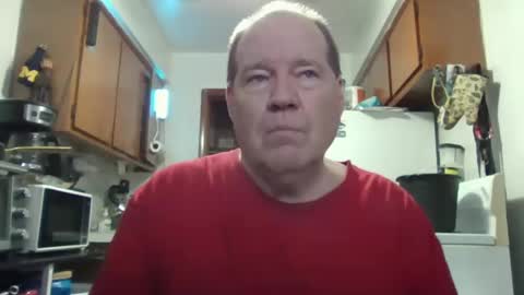 Snapshot of johnnytwain chatting on 11-01-25, 08:44 johnnytwain online show from 11-01-25, 08:44