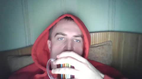 Snapshot of johnoreon chatting on 12-16-24, 12:27 johnoreon online show from 12-16-24, 12:27