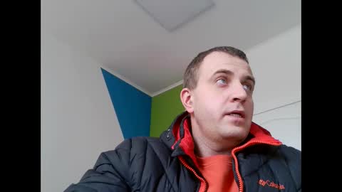 Snapshot of johnoreon chatting on 12-21-24, 11:01 johnoreon online show from 12-21-24, 11:01
