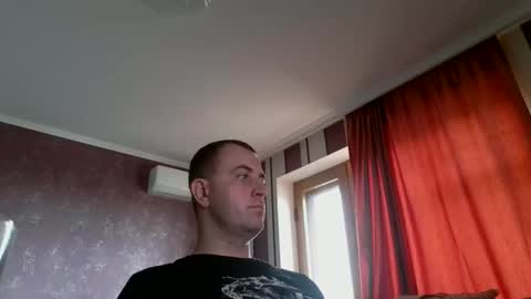 Snapshot of johnoreon chatting on 09-27-25, 08:08 johnoreon online show from 09-27-25, 08:08