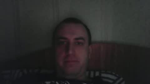 Snapshot of johnoreon chatting on 12-18-25, 07:47 johnoreon online show from 12-18-25, 07:47