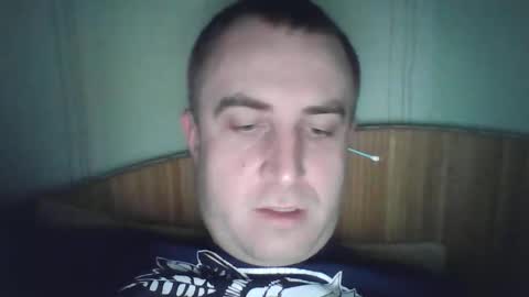 Snapshot of johnoreon chatting on 12-20-25, 10:22 johnoreon online show from 12-20-25, 10:22