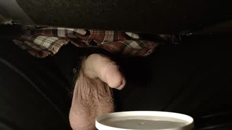 Snapshot of johnsamuels2 chatting on 12-31-24, 03:31 John Samuels online show from 12-31-24, 03:31